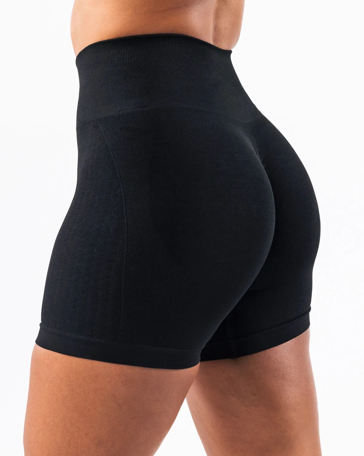 * Legacy Seamless Shorts