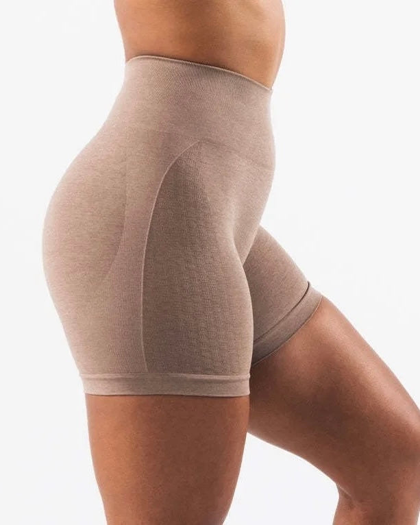 * Legacy Seamless Shorts