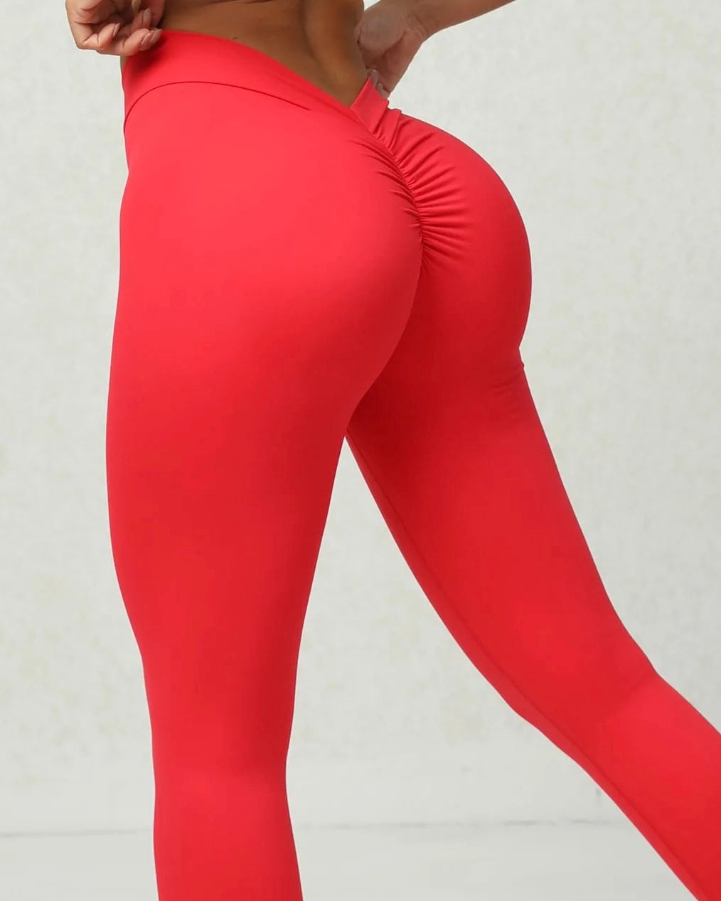 Go Time V-Back Scrunch Butt Leggings – CBAthleticwear